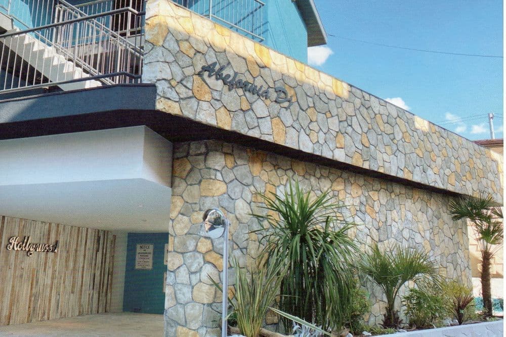 建築素材　タイル　レンガ　土壁施工